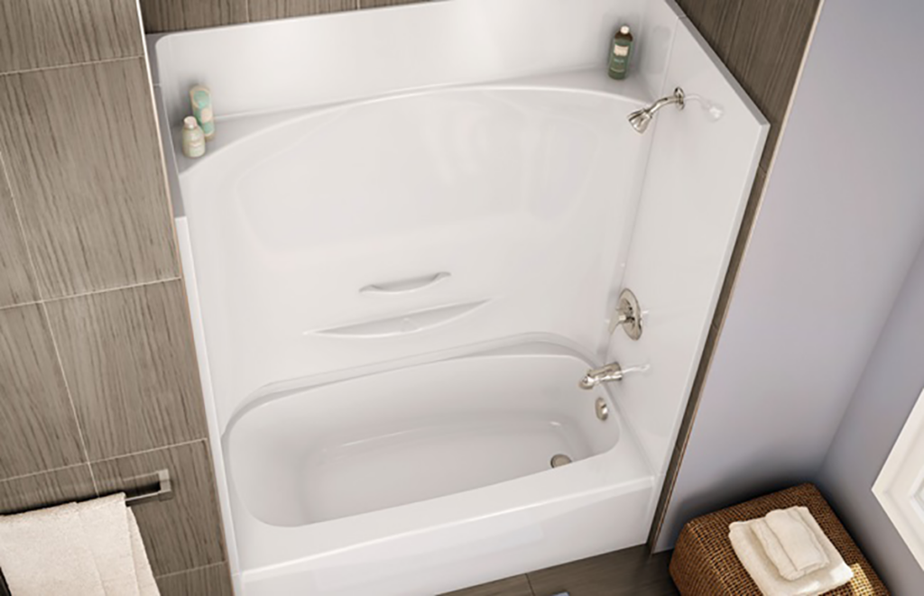 recessed bathtub with surround photo